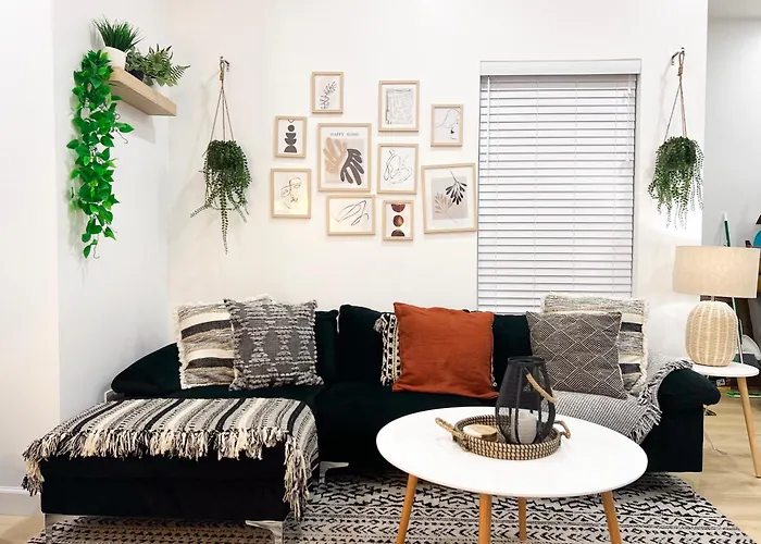 Modern 3Br Oasis Free Parking