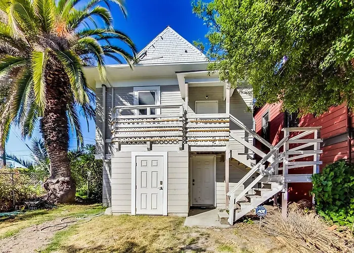 4Br4Ba Hidden Gem Wd Parking